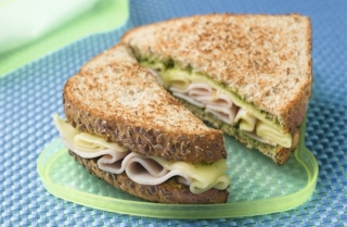 Sándwich de jamón de pavo